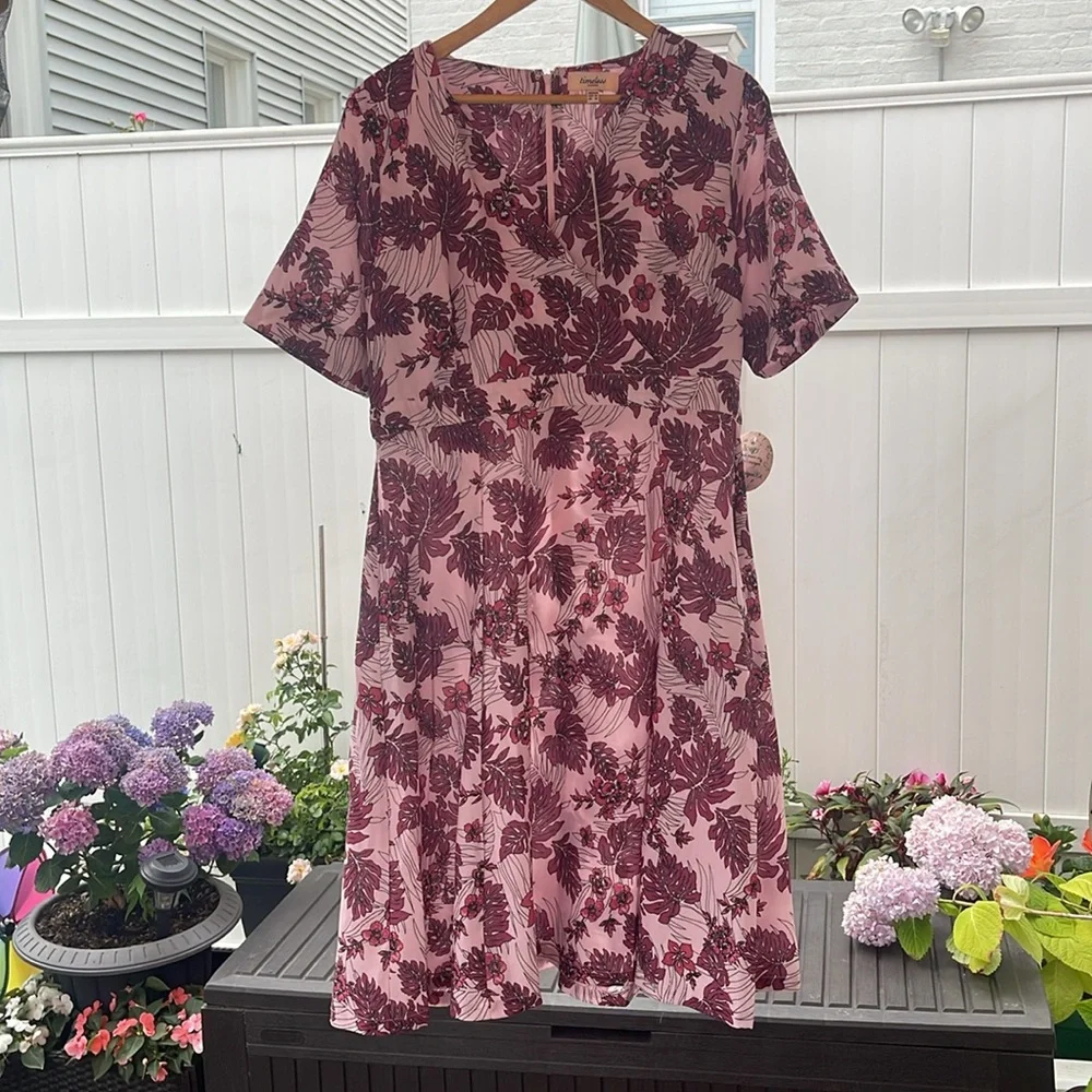 Timeless London - Riley Dress Size 18 - Picture 3 of 16
